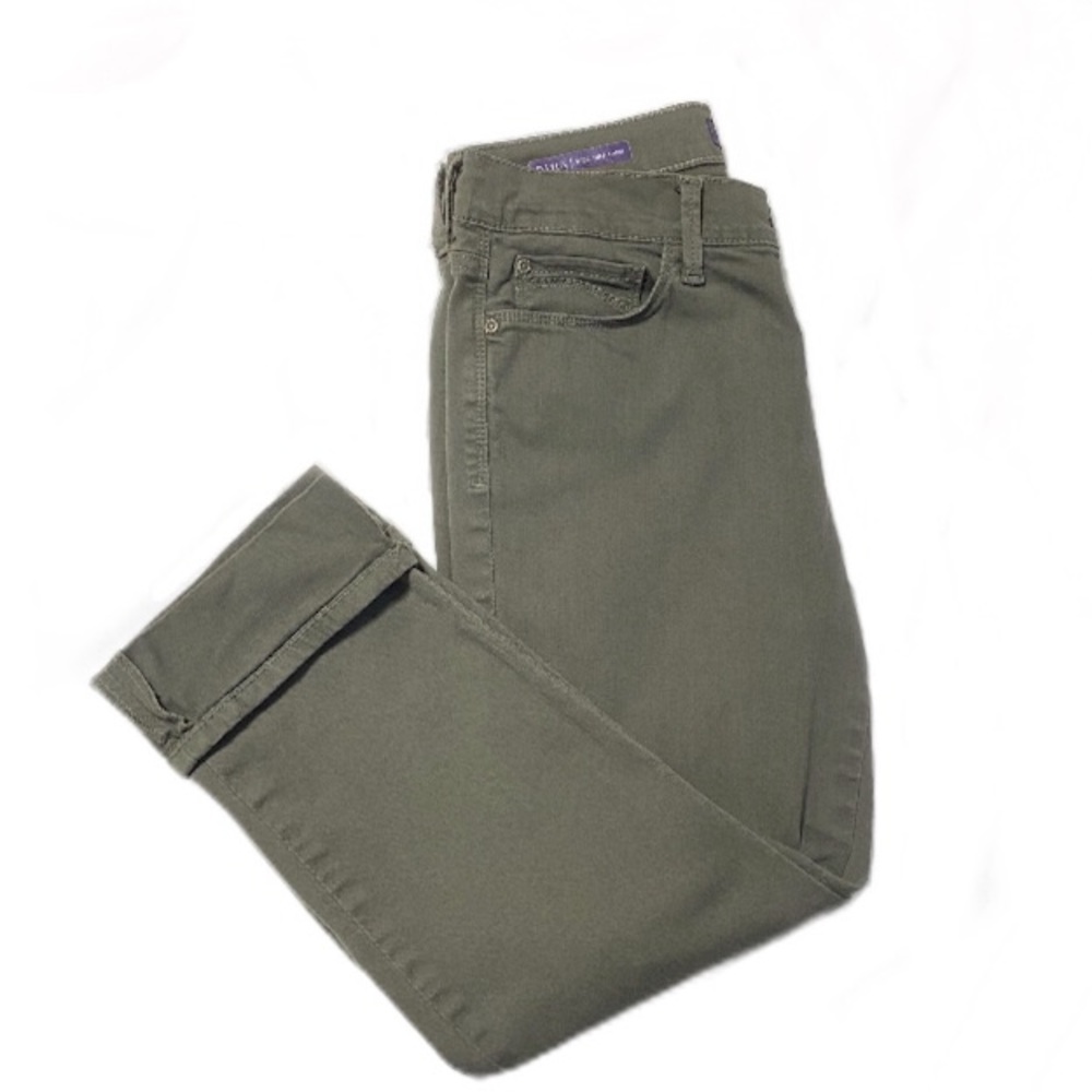 NYDJ Dayla Wide Cuff Green Capri Size 4